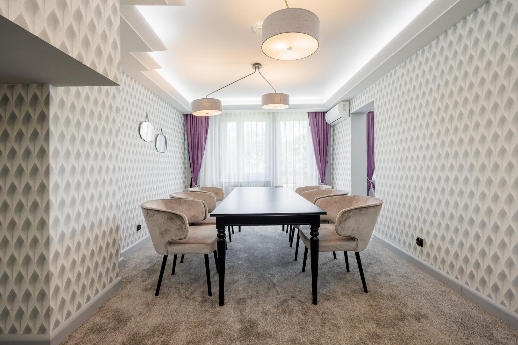 Hotel Cristal Park Tarnow Bagian luar foto